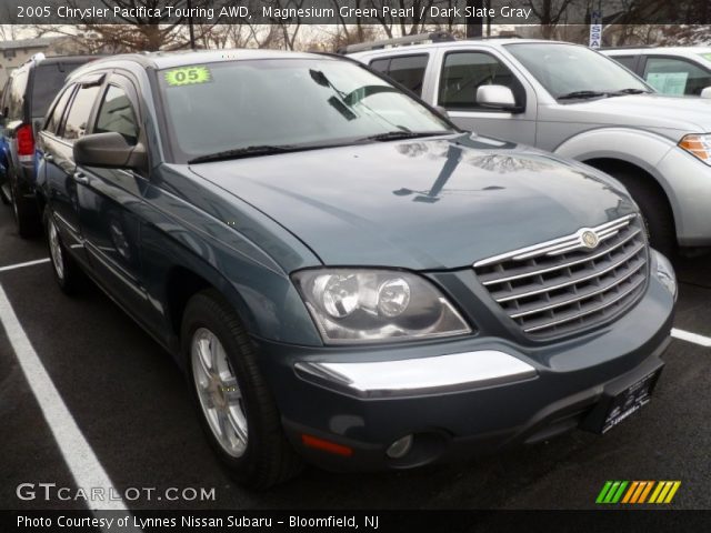 2005 Chrysler Pacifica Touring AWD in Magnesium Green Pearl
