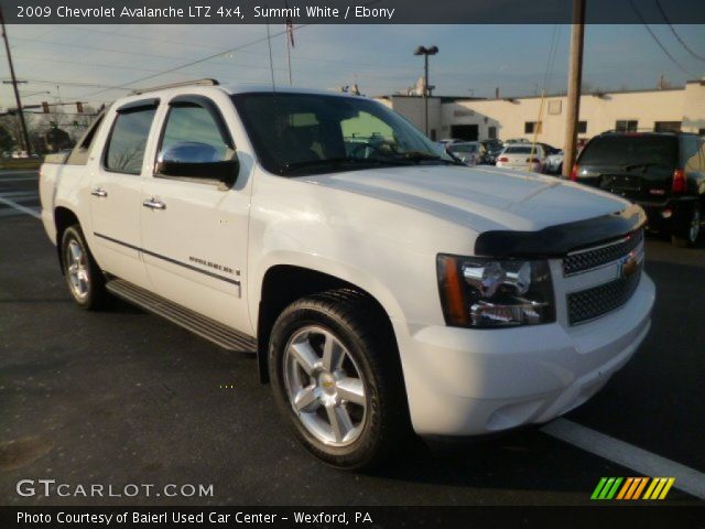 2009 Chevrolet Avalanche LTZ 4x4 in Summit White