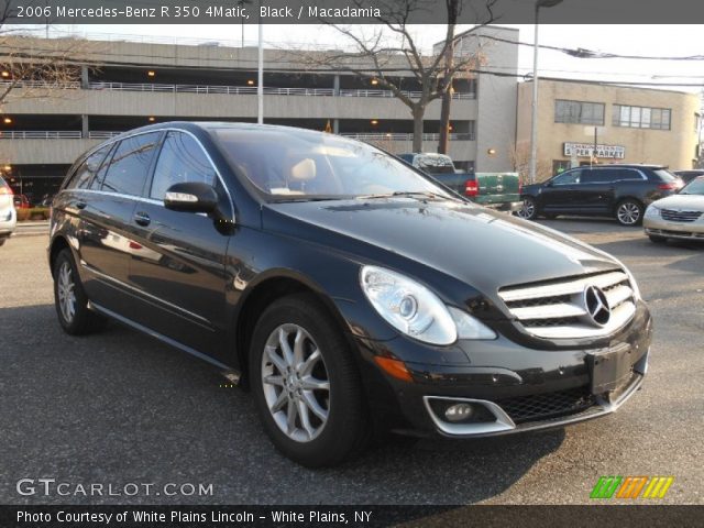 2006 Mercedes-Benz R 350 4Matic in Black