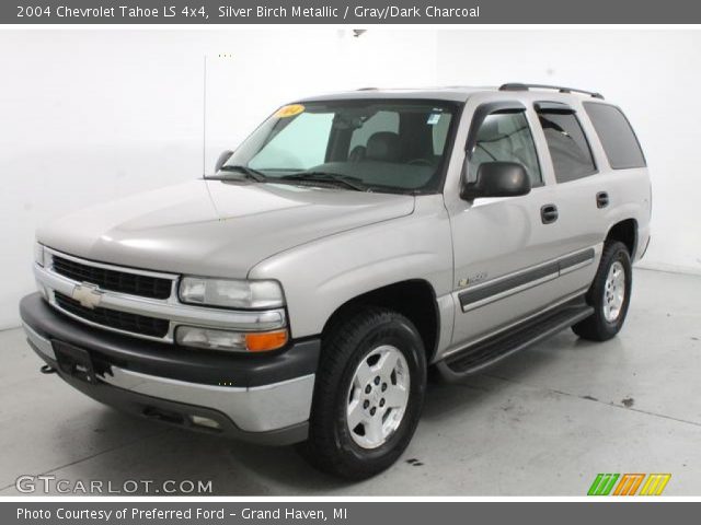 2004 Chevrolet Tahoe LS 4x4 in Silver Birch Metallic