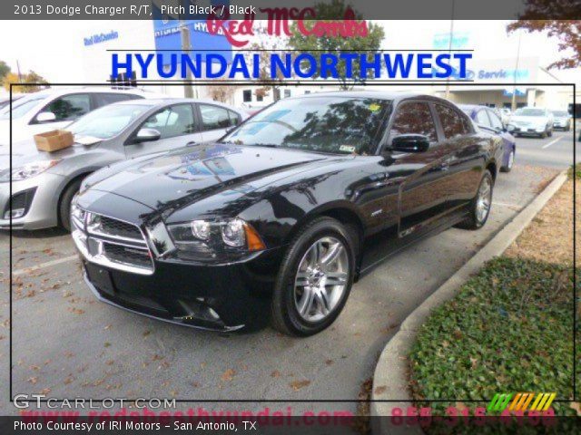 2013 Dodge Charger R/T in Pitch Black