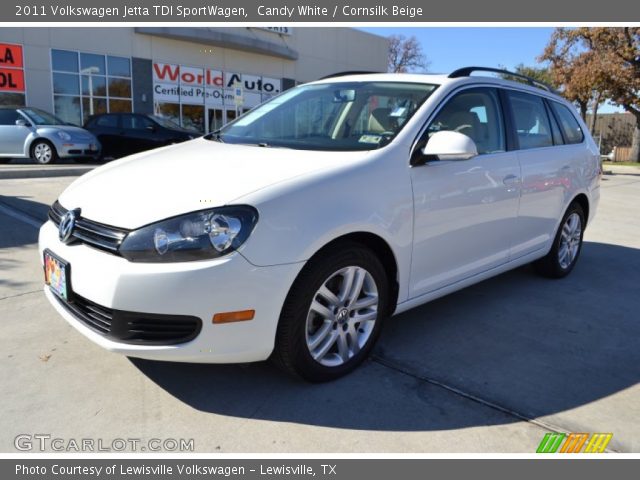 2011 Volkswagen Jetta TDI SportWagen in Candy White