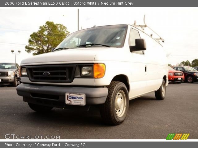 2006 Ford E Series Van E150 Cargo in Oxford White