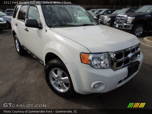 2011 Ford Escape XLT V6 in Oxford White