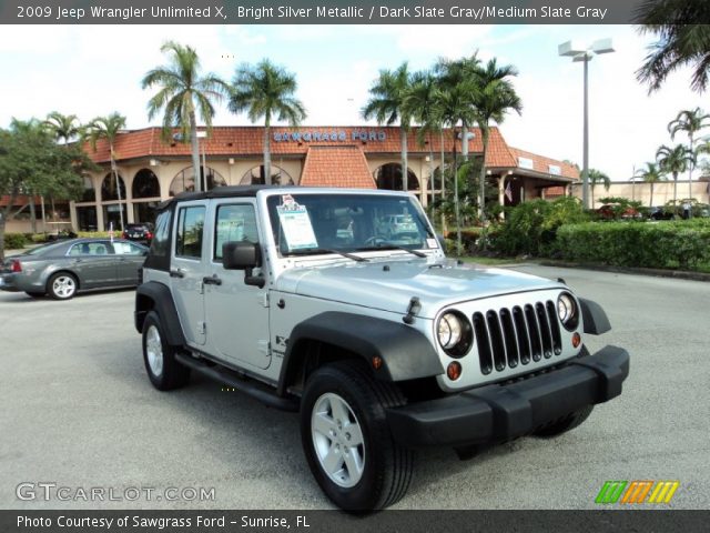 2009 Jeep Wrangler Unlimited X in Bright Silver Metallic