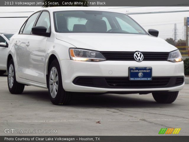 2013 Volkswagen Jetta S Sedan in Candy White