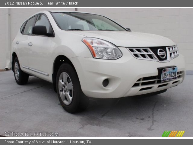 2012 Nissan Rogue S in Pearl White