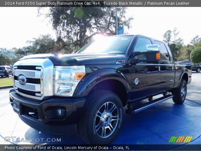 2014 Ford F250 Super Duty Platinum Crew Cab 4x4 in Tuxedo Black Metallic