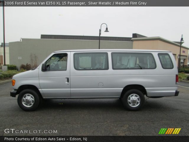 2006 Ford E Series Van E350 XL 15 Passenger in Silver Metallic