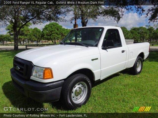2005 Ford Ranger XL Regular Cab in Oxford White