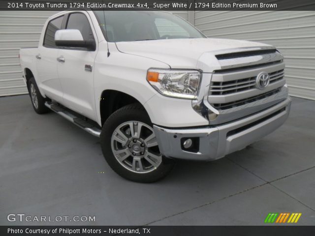 2014 Toyota Tundra 1794 Edition Crewmax 4x4 in Super White
