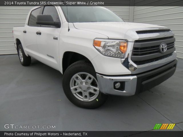 2014 Toyota Tundra SR5 Crewmax in Super White