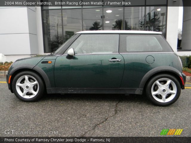 2004 Mini Cooper Hardtop in British Racing Green Metallic