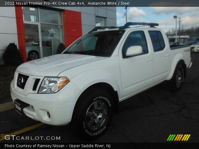 2012 Nissan Frontier Pro-4X Crew Cab 4x4 in Avalanche White