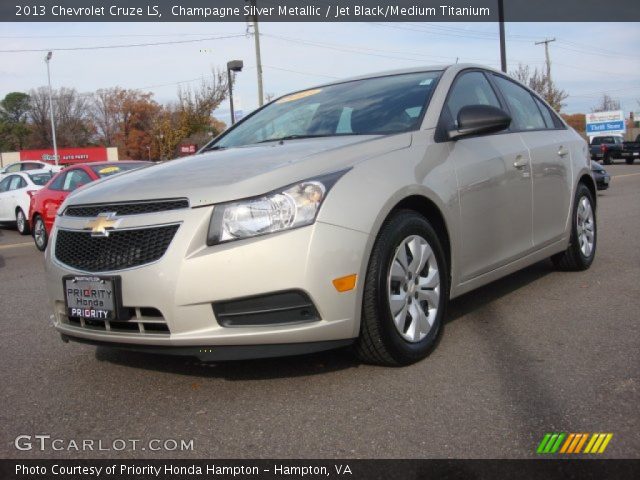 2013 Chevrolet Cruze LS in Champagne Silver Metallic