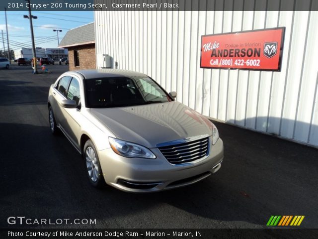 2014 Chrysler 200 Touring Sedan in Cashmere Pearl