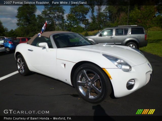 2007 Pontiac Solstice Roadster in Pure White