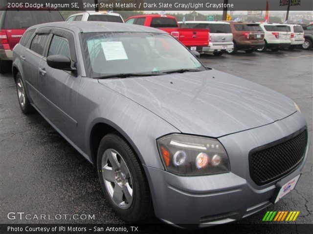 2006 Dodge Magnum SE in Silver Steel Metallic