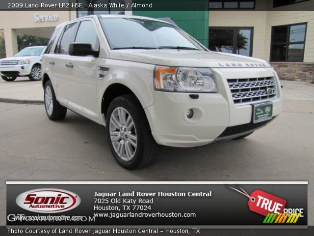 2009 Land Rover LR2 HSE in Alaska White