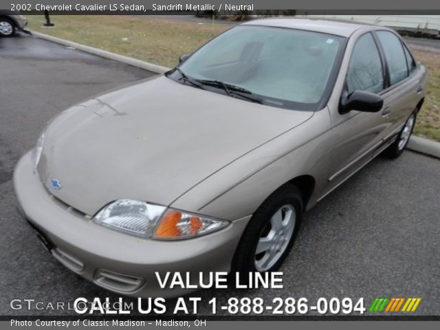 2002 Chevrolet Cavalier LS Sedan in Sandrift Metallic