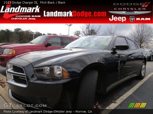 2013 Dodge Charger SE in Pitch Black