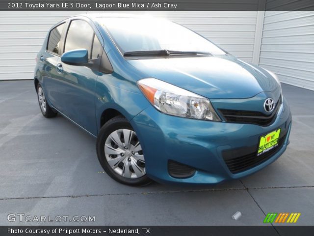 2012 Toyota Yaris LE 5 Door in Lagoon Blue Mica