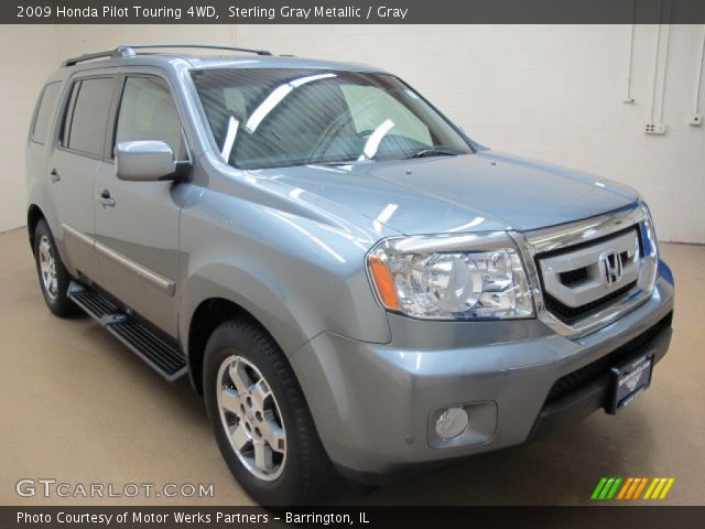 2009 Honda Pilot Touring 4WD in Sterling Gray Metallic