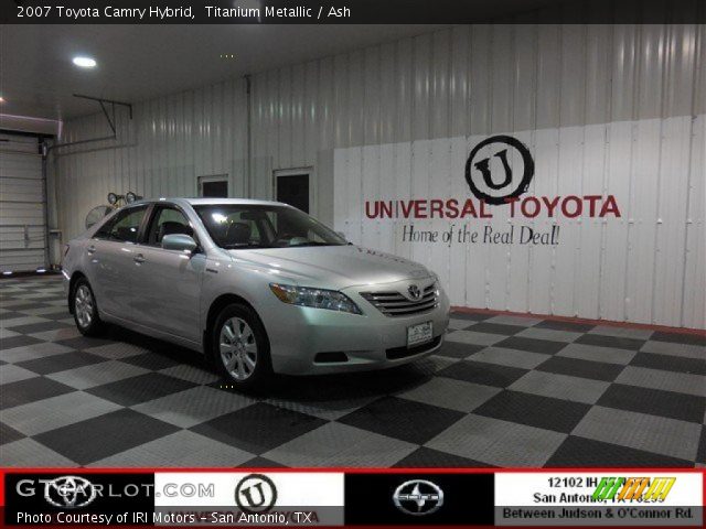 2007 Toyota Camry Hybrid in Titanium Metallic