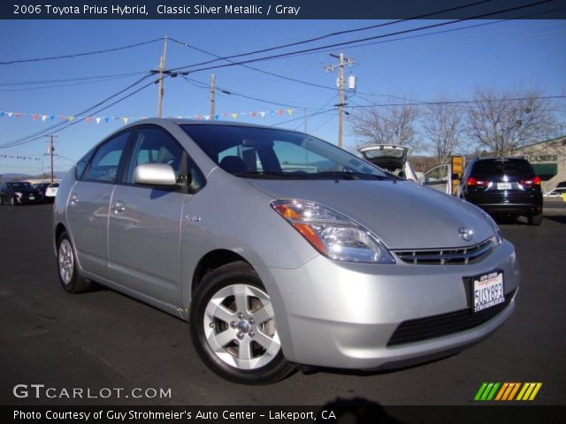 2006 Toyota Prius Hybrid in Classic Silver Metallic