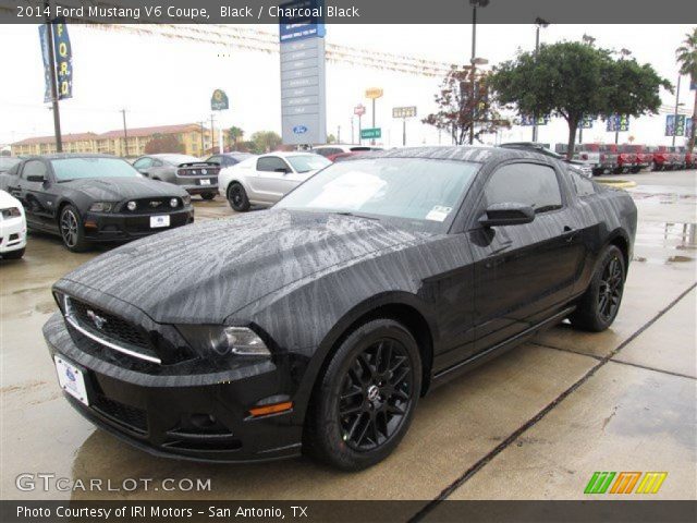 2014 Ford Mustang V6 Coupe in Black