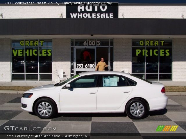2013 Volkswagen Passat 2.5L S in Candy White