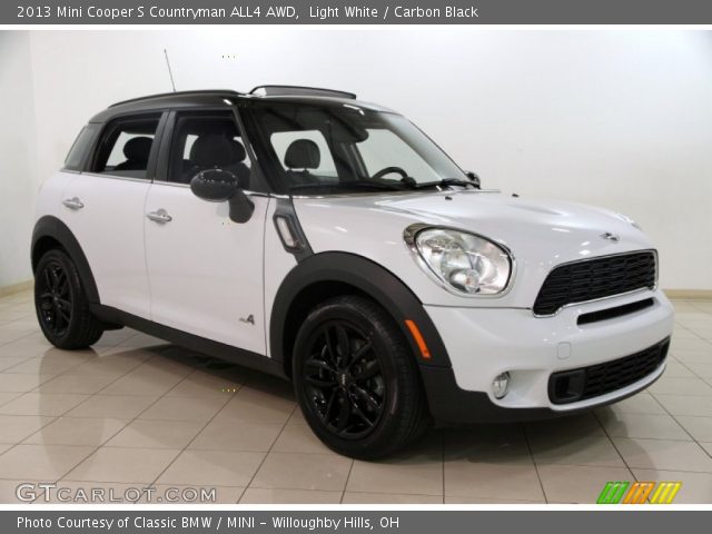 2013 Mini Cooper S Countryman ALL4 AWD in Light White