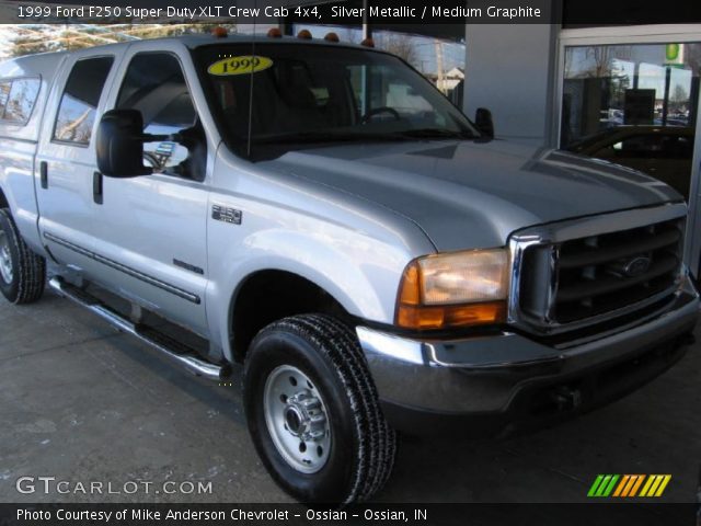 1999 Ford F250 Super Duty XLT Crew Cab 4x4 in Silver Metallic