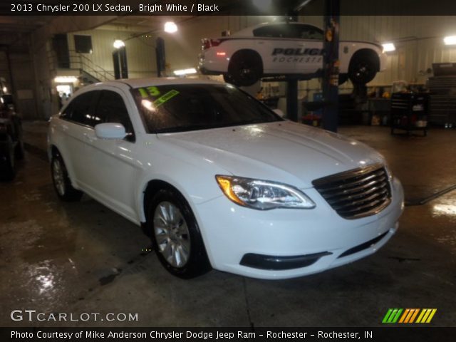 2013 Chrysler 200 LX Sedan in Bright White
