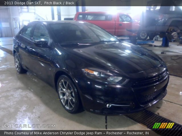 2013 Dodge Dart SXT in Pitch Black