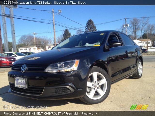 2013 Volkswagen Jetta TDI Sedan in Black Uni