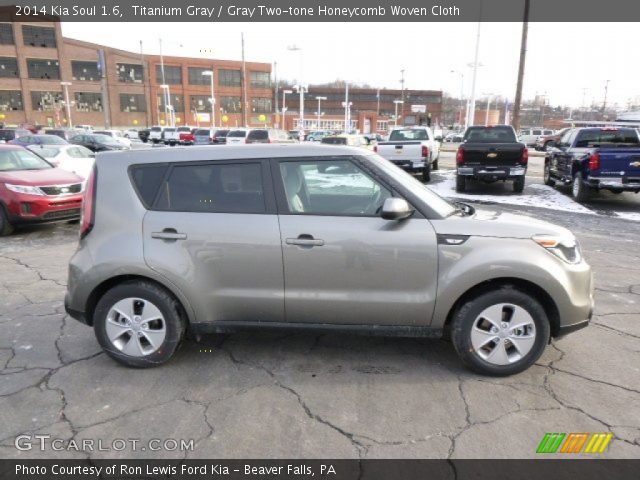 2014 Kia Soul 1.6 in Titanium Gray