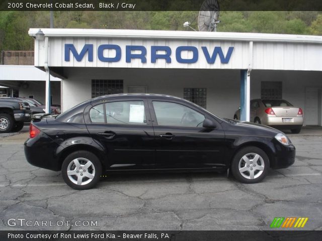 2005 Chevrolet Cobalt Sedan in Black