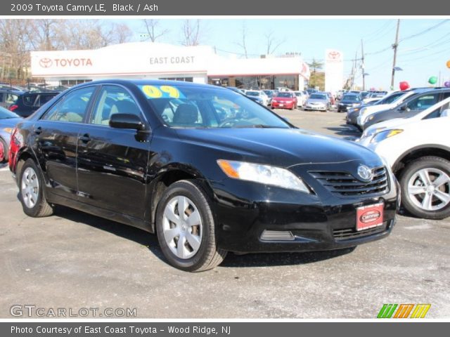 2009 Toyota Camry LE in Black
