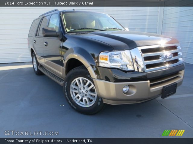 2014 Ford Expedition XLT in Tuxedo Black