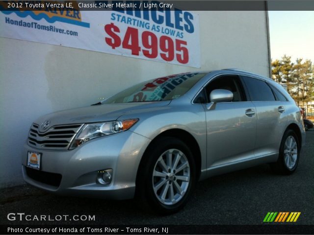 2012 Toyota Venza LE in Classic Silver Metallic