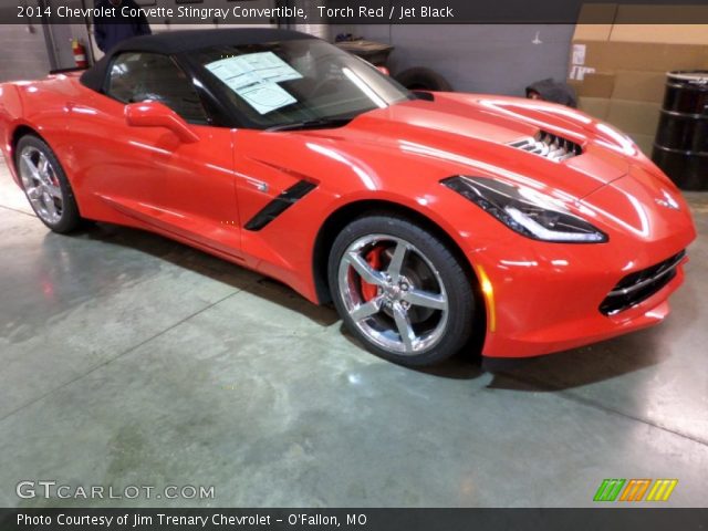 2014 Chevrolet Corvette Stingray Convertible in Torch Red