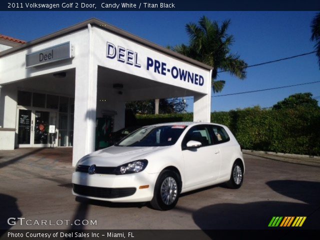 2011 Volkswagen Golf 2 Door in Candy White