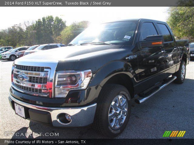 2014 Ford F150 XLT SuperCrew in Tuxedo Black