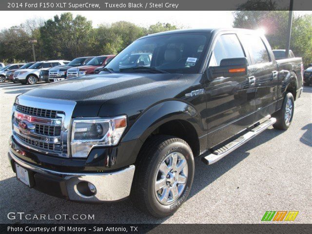 2014 Ford F150 XLT SuperCrew in Tuxedo Black