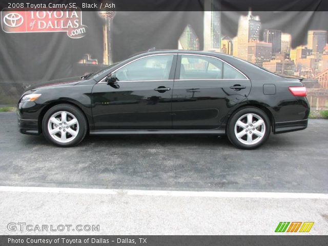 2008 Toyota Camry SE in Black