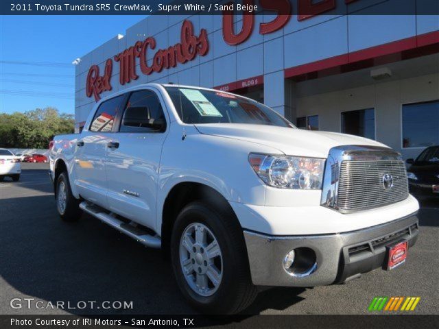 2011 Toyota Tundra SR5 CrewMax in Super White