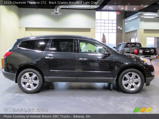 2010 Chevrolet Traverse LTZ in Black Granite Metallic