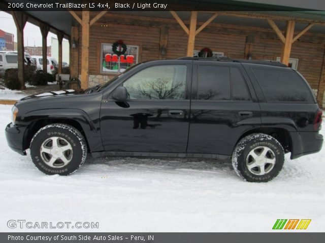 2006 Chevrolet TrailBlazer LS 4x4 in Black