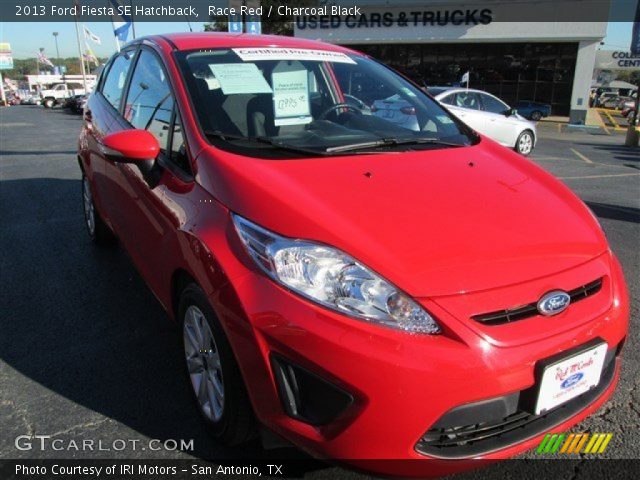 2013 Ford Fiesta SE Hatchback in Race Red
